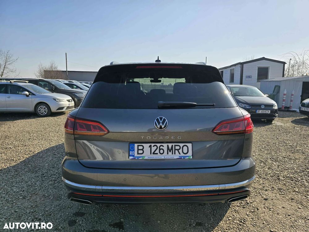 Volkswagen Touareg - 4