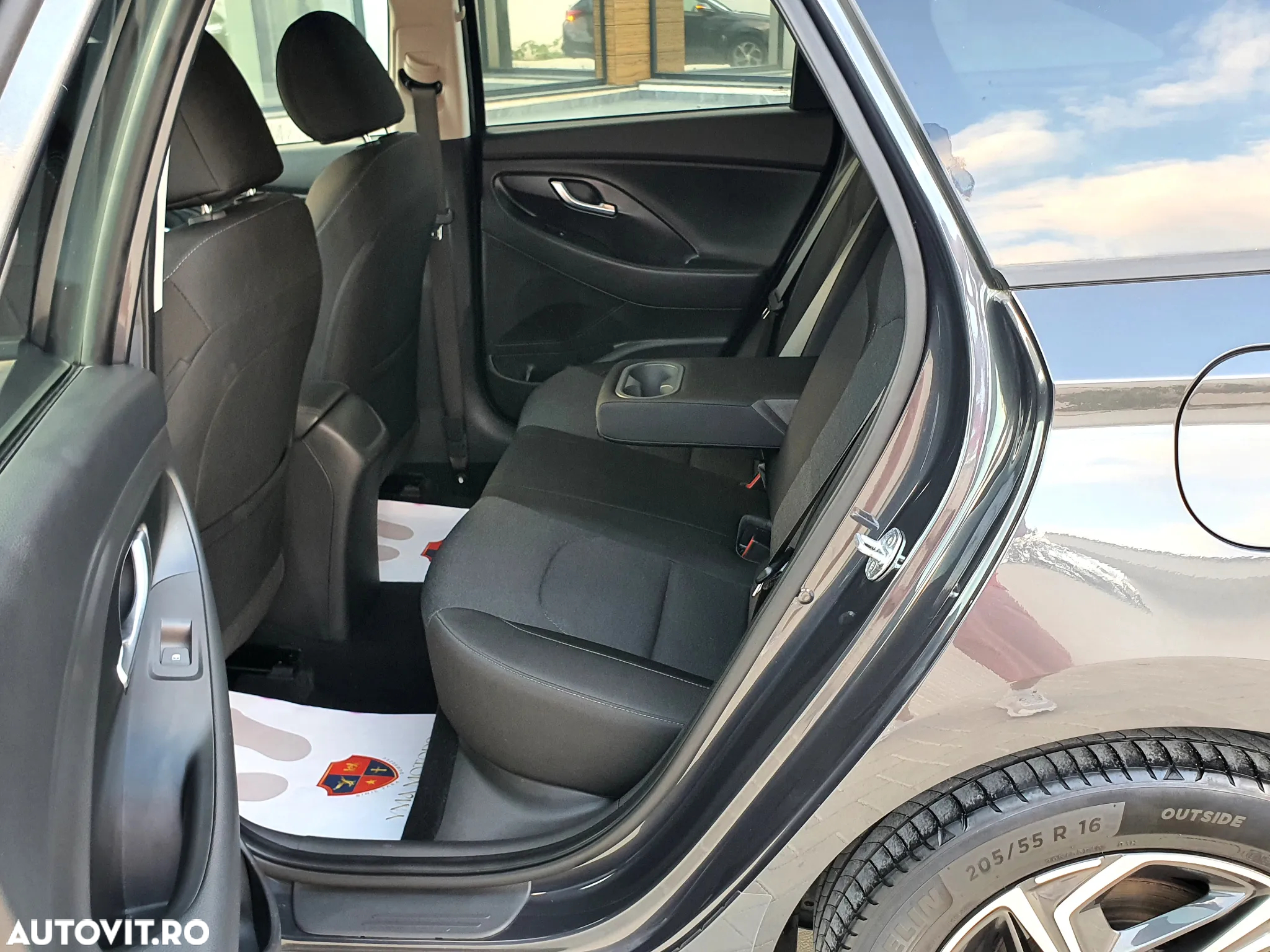 Hyundai i30 Kombi 1.6 CRDI DCT Intro - 15