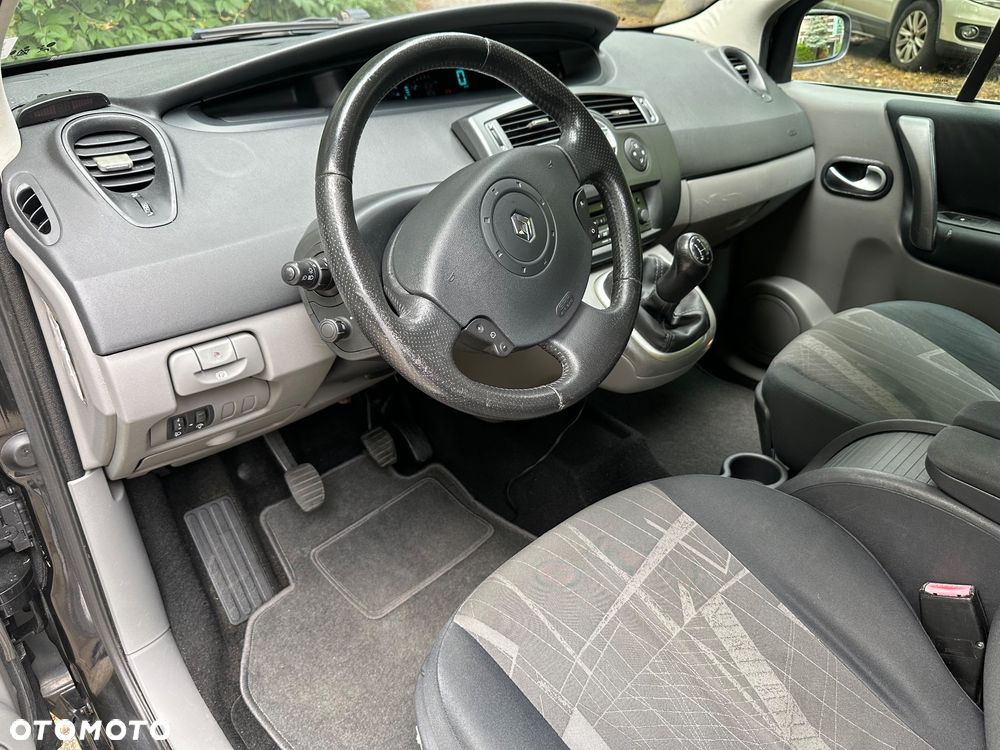 Renault Scenic 1.6 16V Authentique - 7