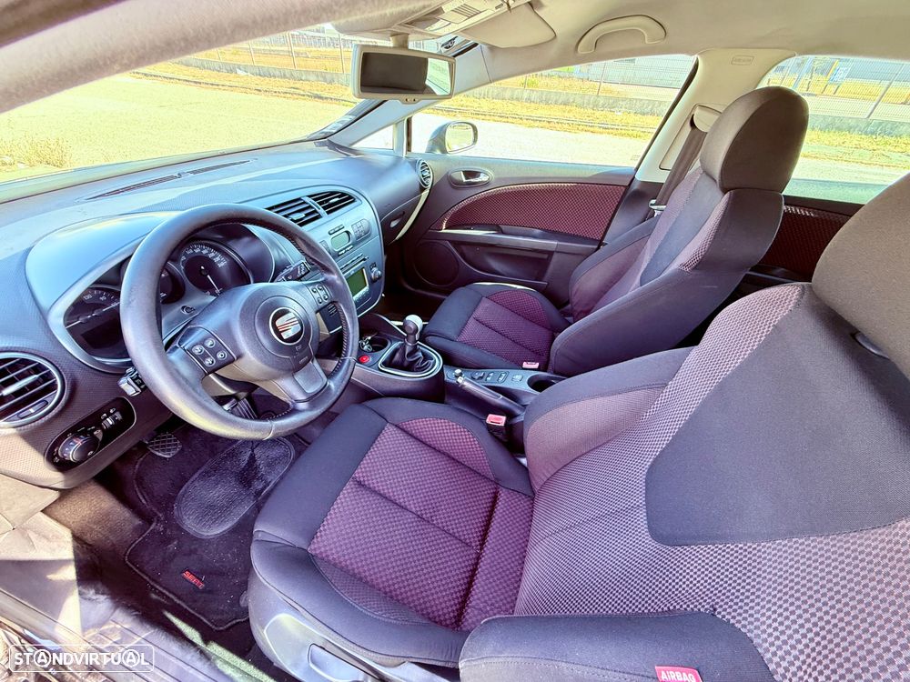SEAT Leon 2.0 TDI Sport DPF - 18