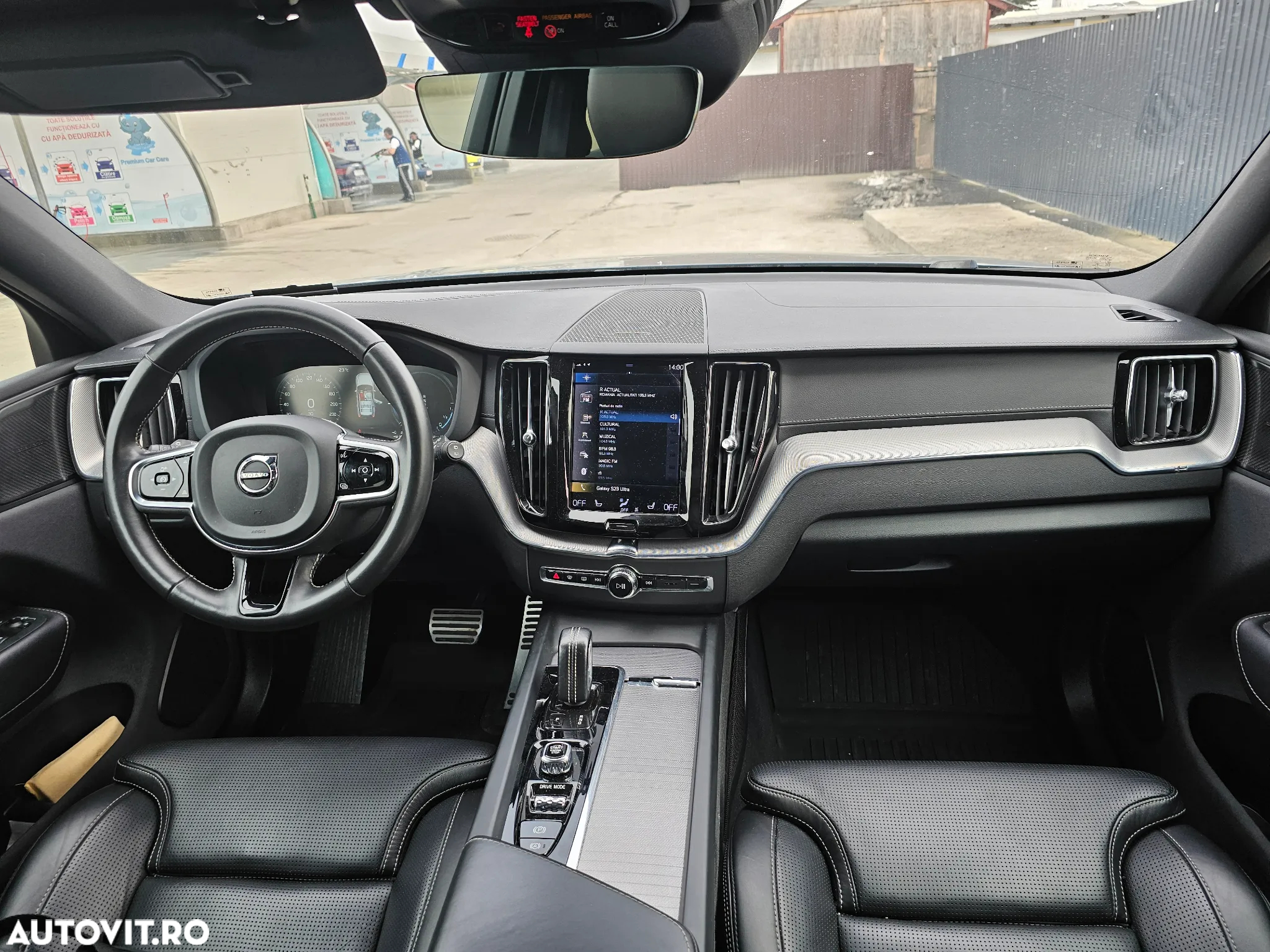 Volvo XC 60 Recharge T8 Twin Engine eAWD R-Design - 7