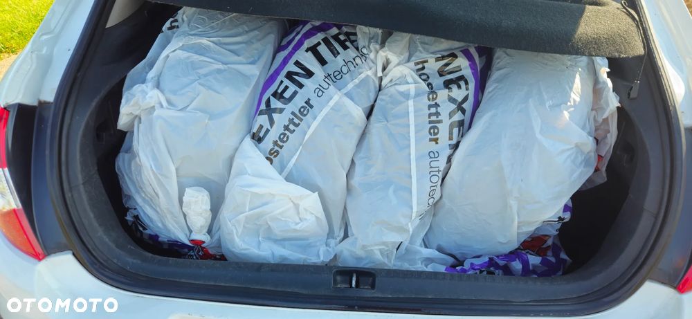 Citroën C4 1.4 VTi Selection - 6