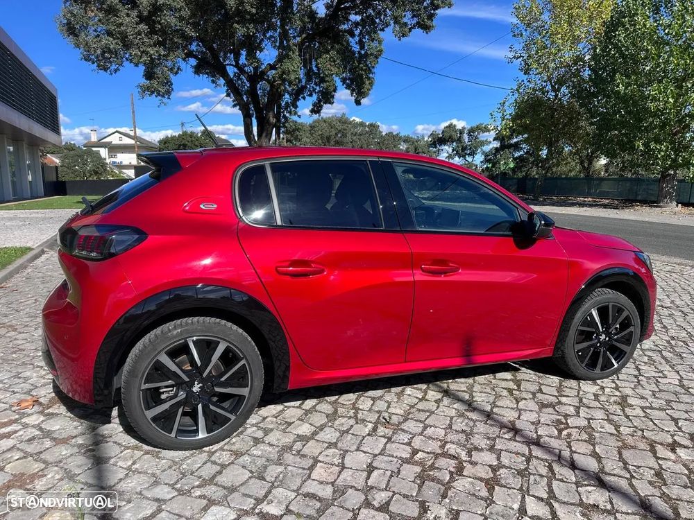 Peugeot e-208 50 kWh GT Pack - 4