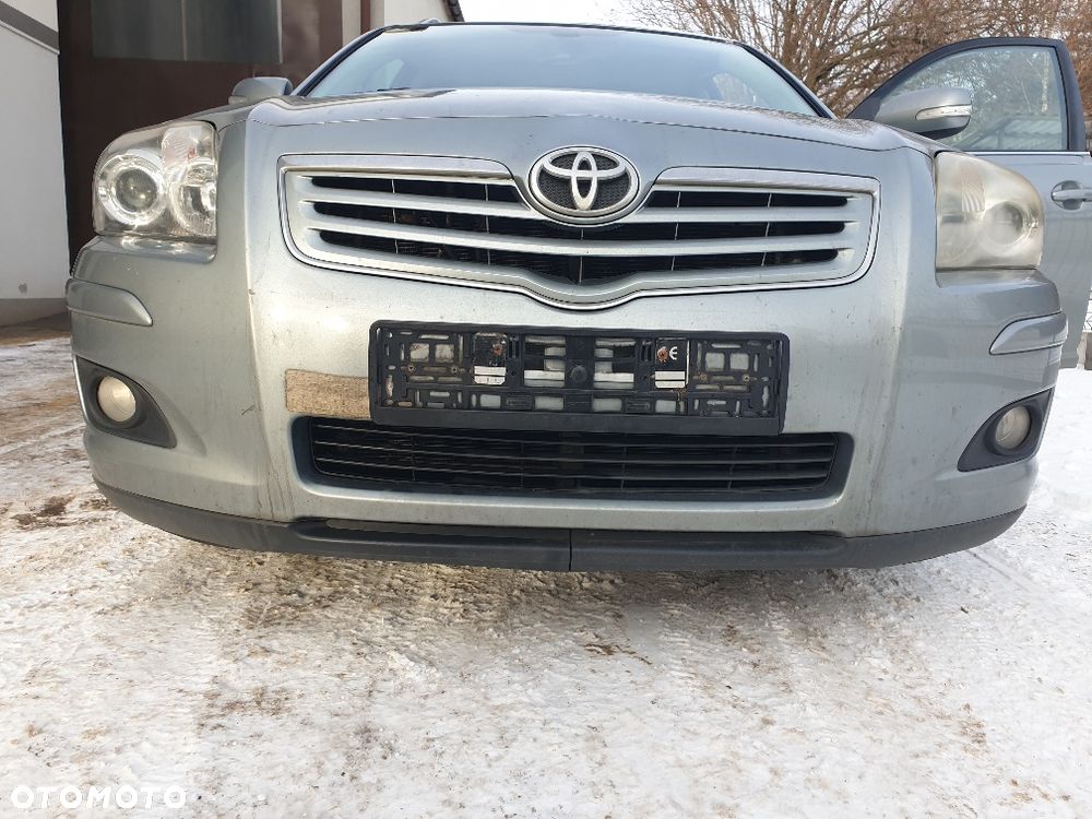 Toyota AVENSIS 2,0 D-4D 126 KM z 2007r - 17