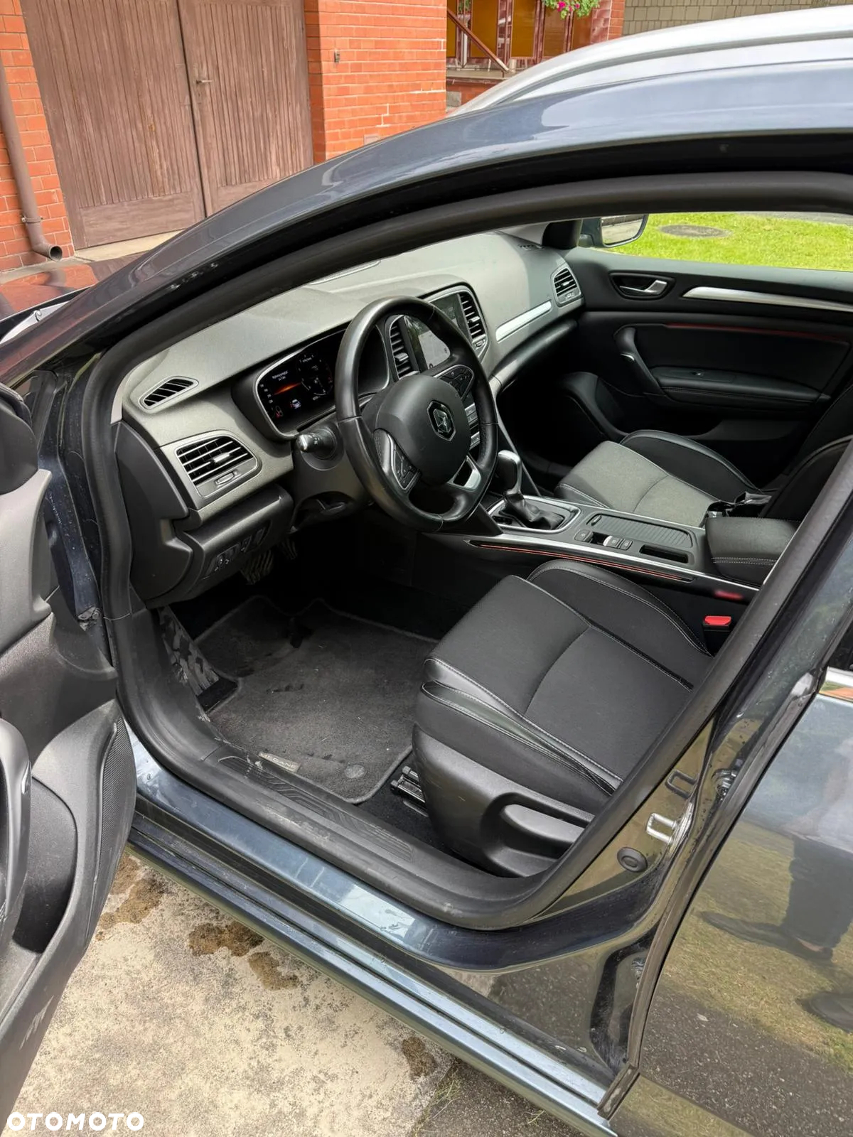 Renault Megane 1.3 TCe Techno EDC - 6