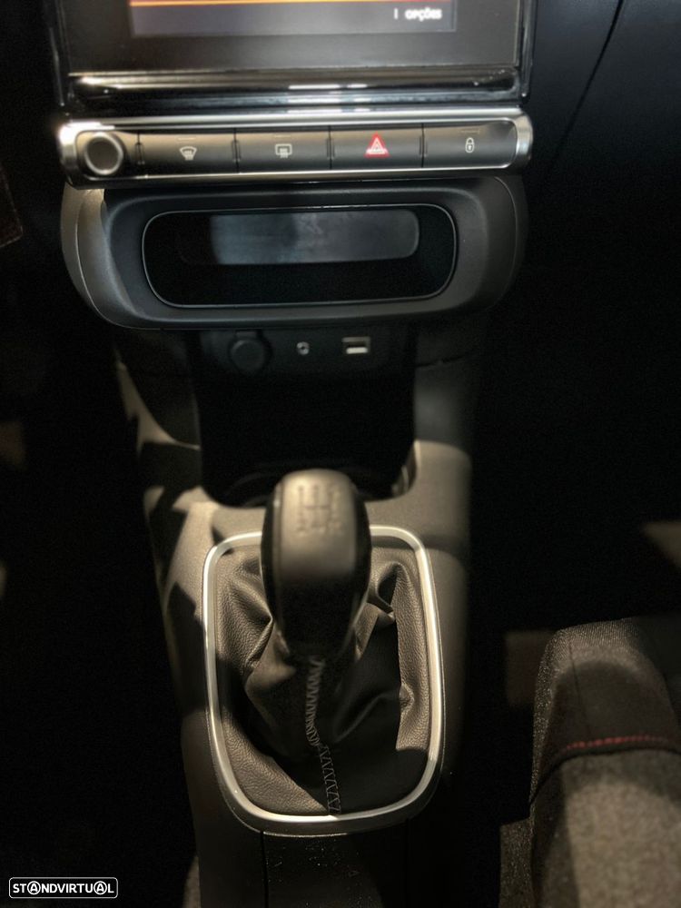 Citroën C3 1.2 PureTech Attraction - 21