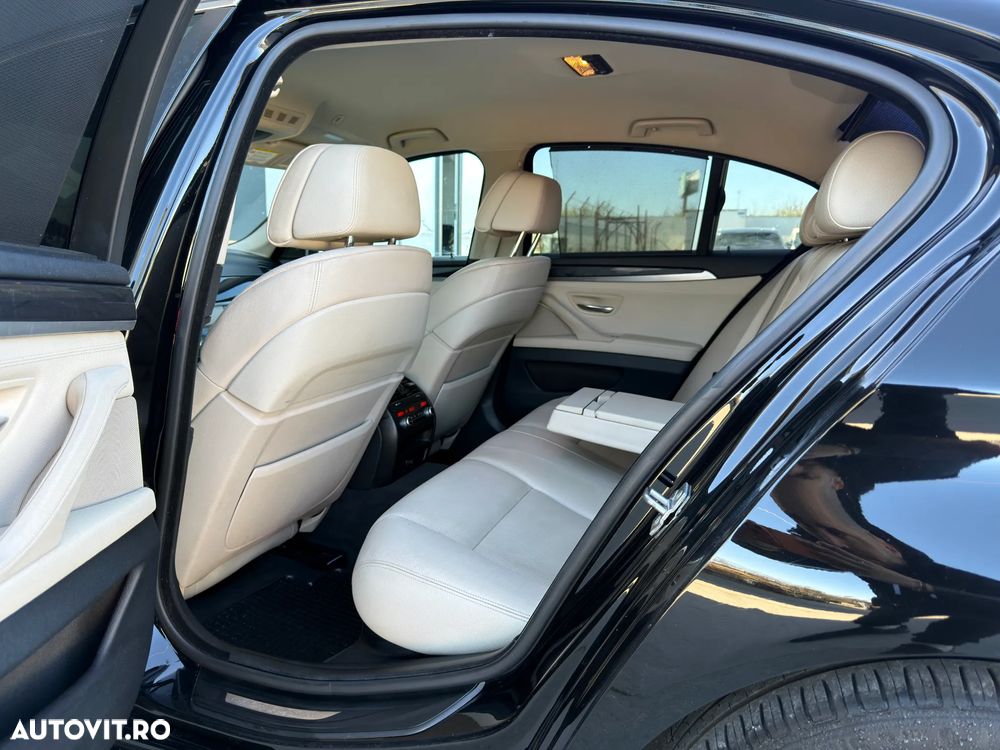 BMW Seria 5 520d Aut. - 17