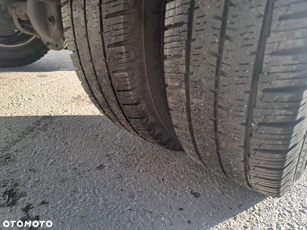 Iveco DAILY kontener bliźniak winda - 16