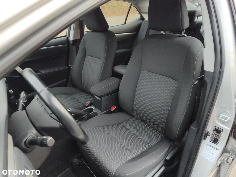 Toyota Corolla 1.6 Premium EU6 - 21