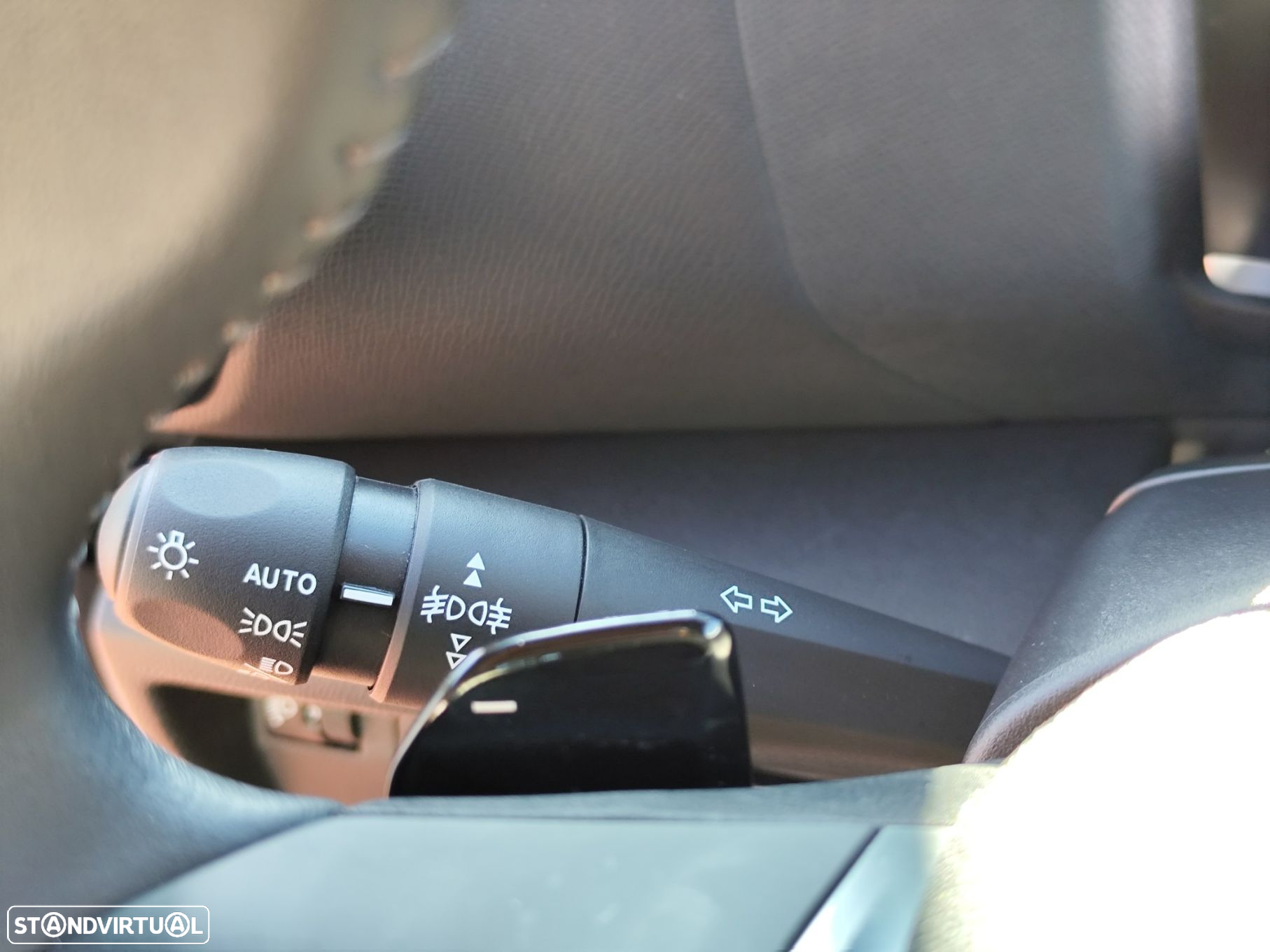 Citroën C4 1.5 BlueHDi Feel Pack EAT8 - 18