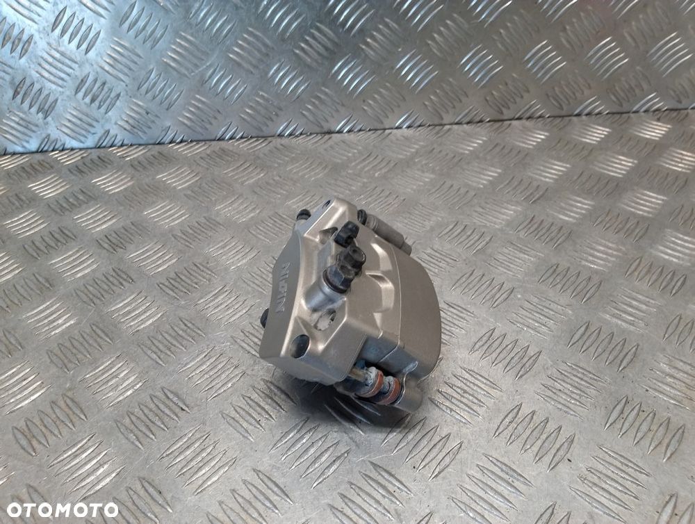 Zacisk hamulca przód lewy HONDA VTX 1800 C/F/N/R/S/T 02-08r   PN. 45150-MCV-006 - 2