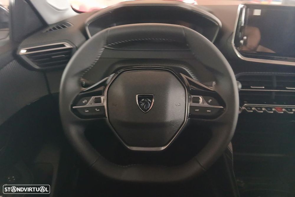 Peugeot 208 1.2 Hybrid Allure e-DCS6 - 11