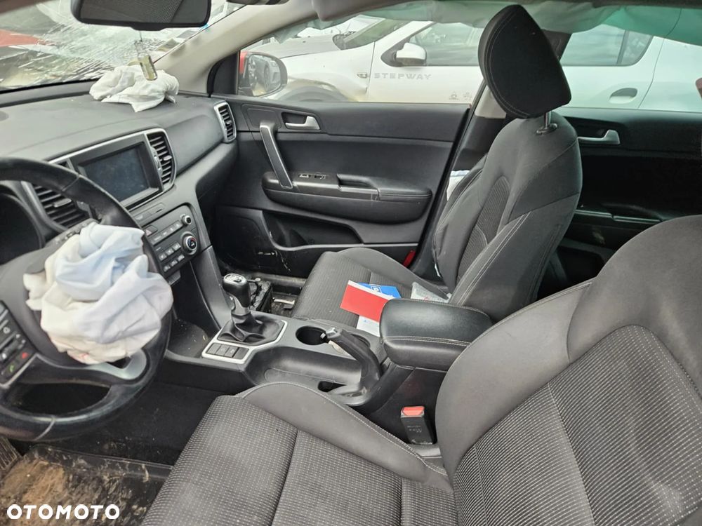 Kia Sportage 1.7 CRDI 2WD Edition 7 - 6