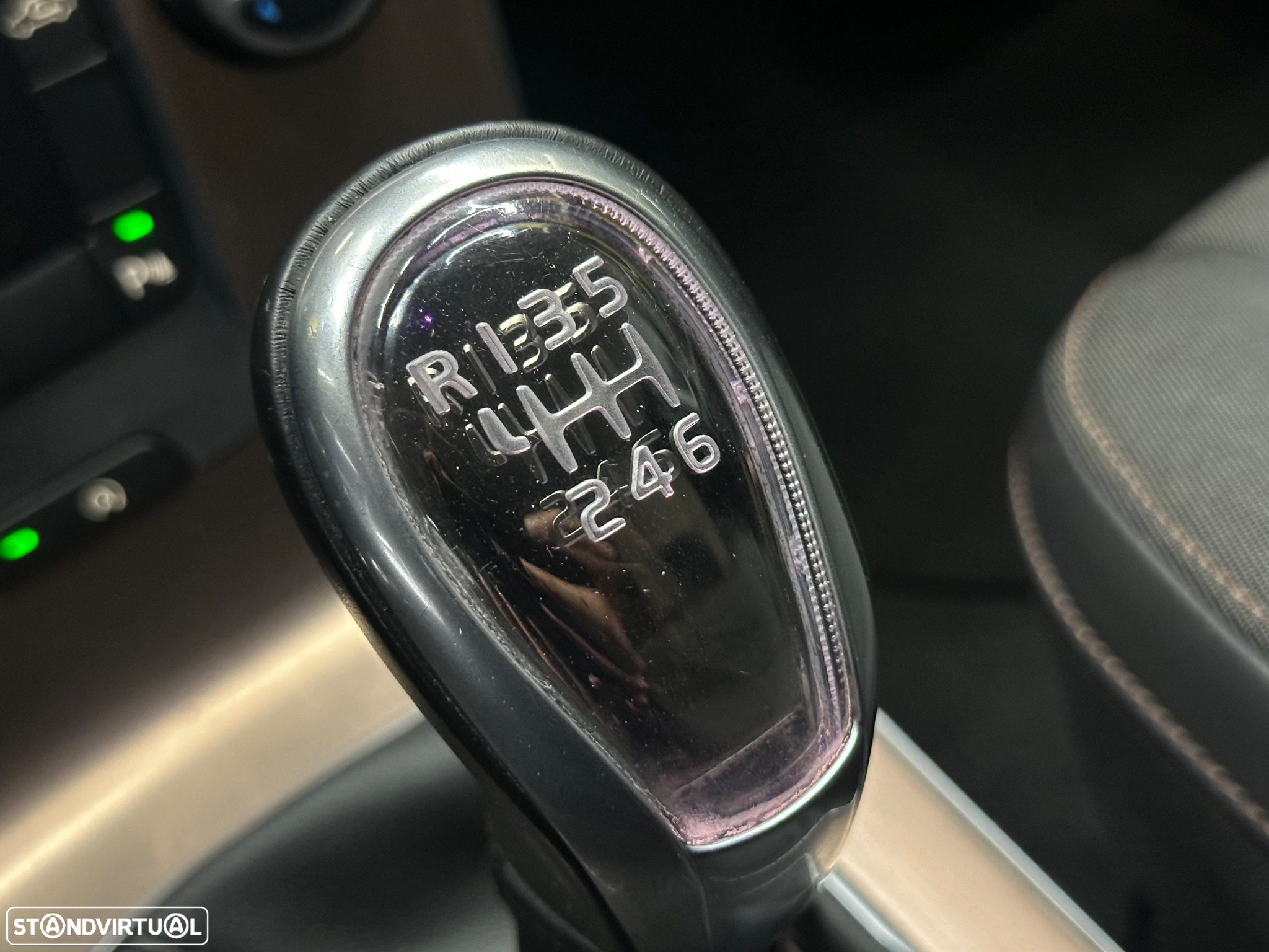 Volvo V40 Cross Country 1.6 D2 Momentum - 13
