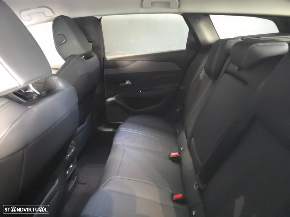 Peugeot 308 SW 1.5 BlueHDi Allure EAT8 - 24