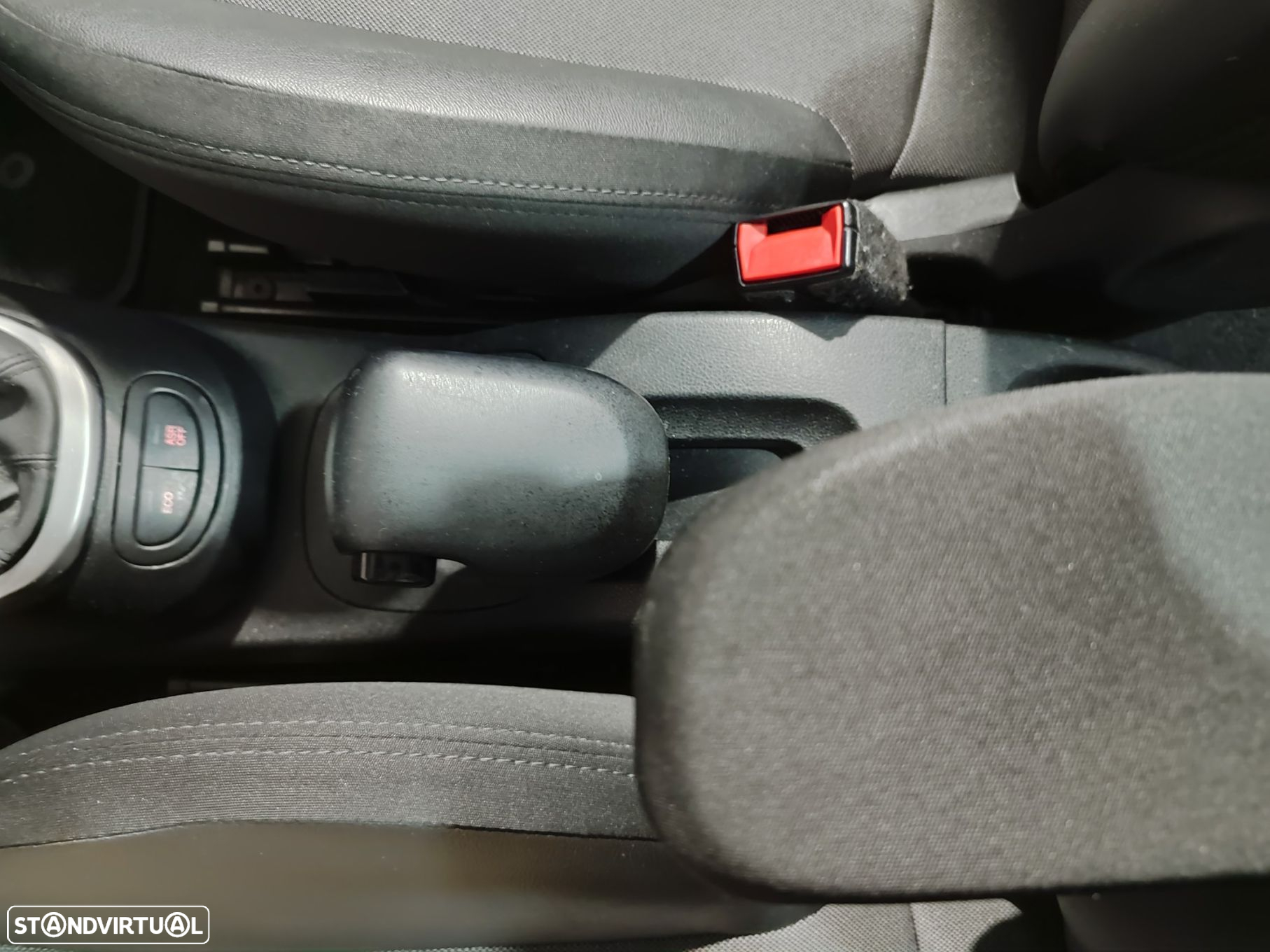 Fiat 500L 0.9 8V TwinAir Trekking S&S - 32