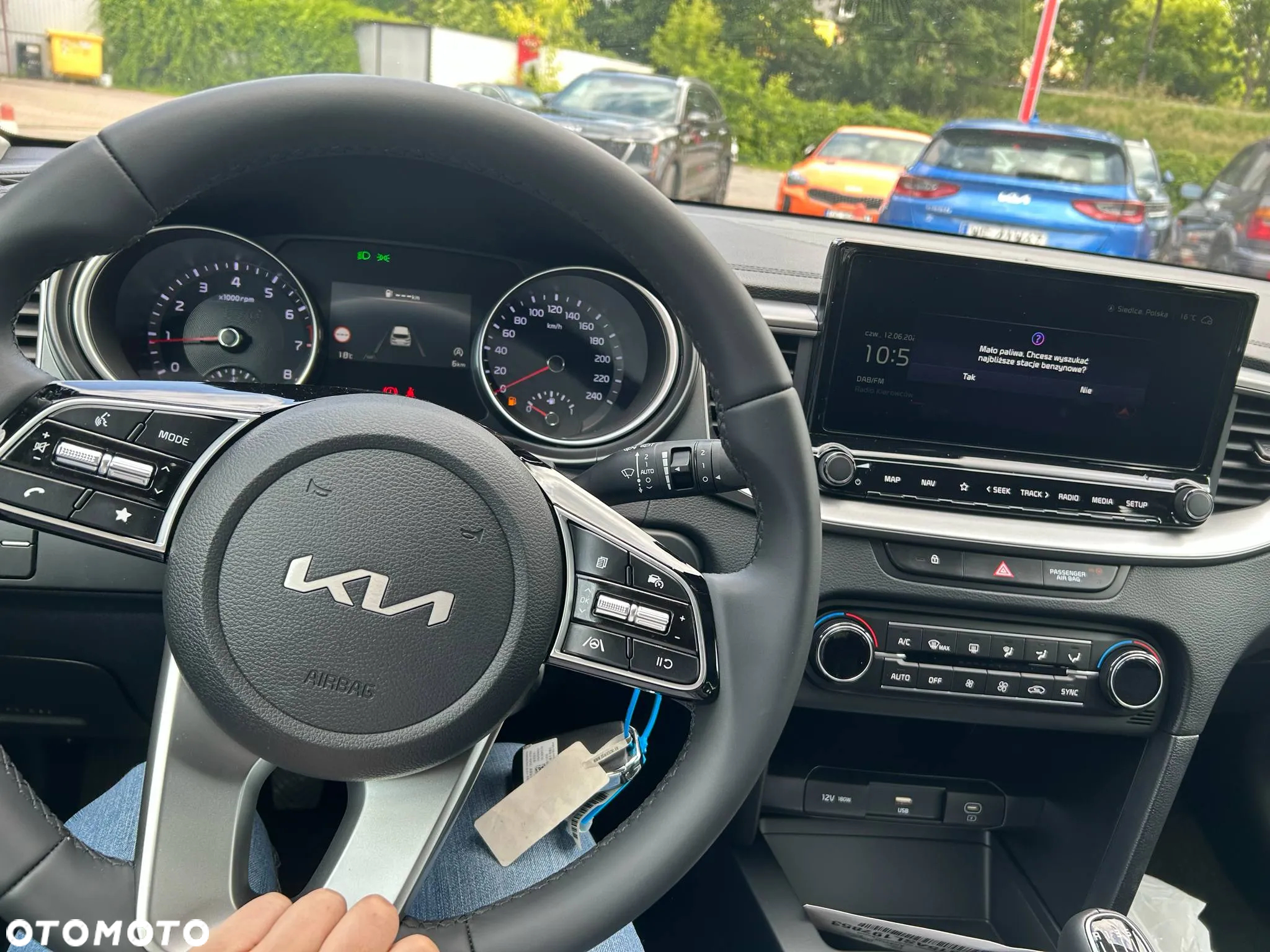 Kia Ceed 1.5 T-GDI M - 12