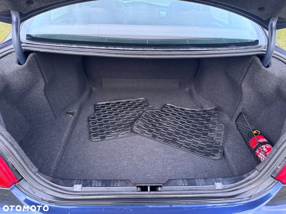 BMW Seria 5 525i - 15