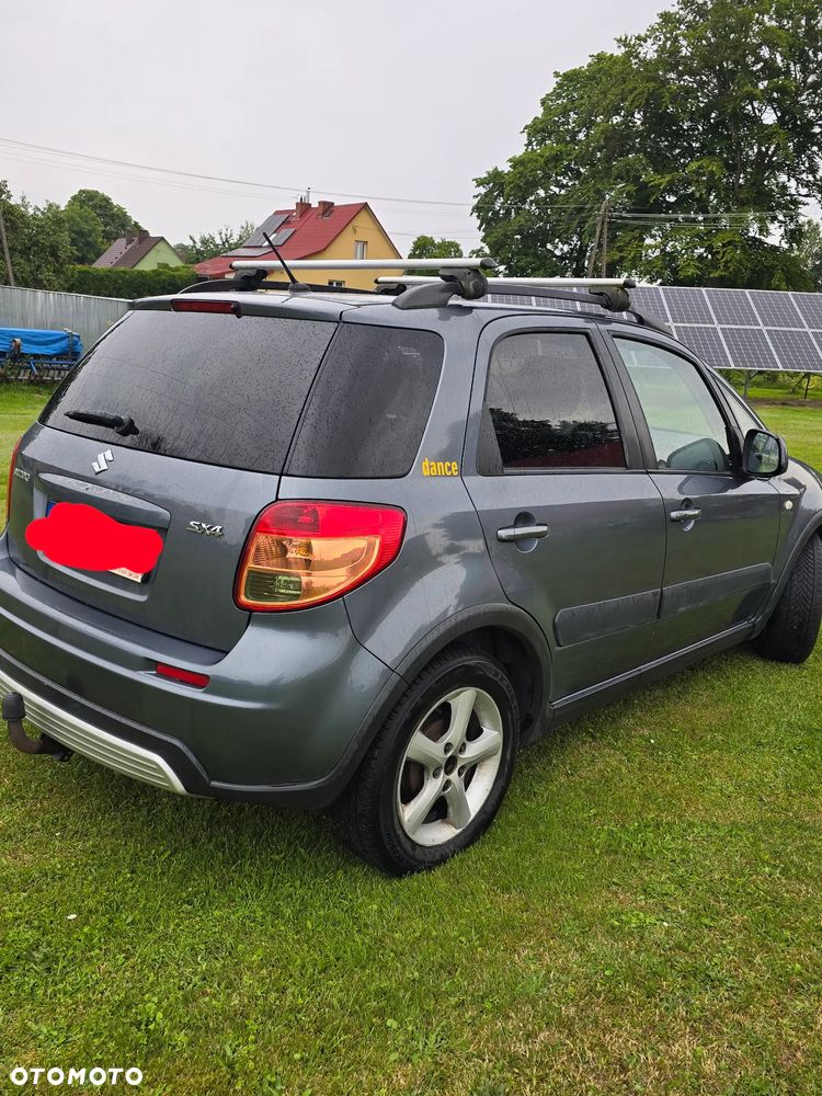 Suzuki SX4 1.6 GS / Premium - 12