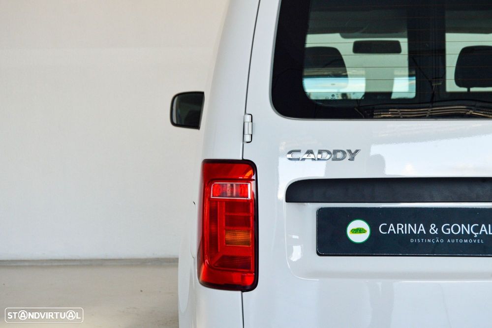 VW Caddy 2.0 TDi BlueMotion 2L - 52