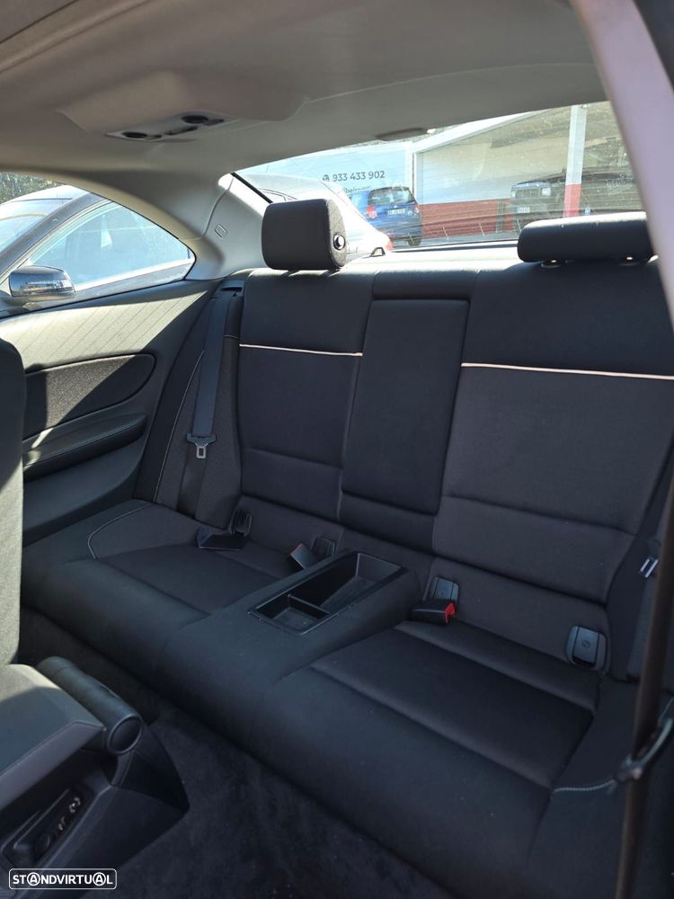 BMW 123 d Coupe Auto - 3