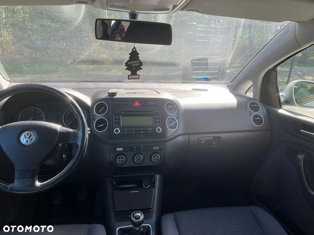 Volkswagen Golf Plus - 9