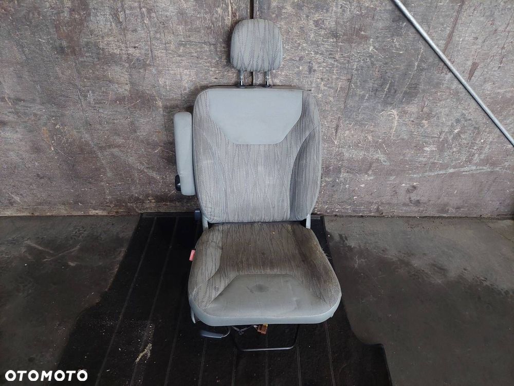 FOTEL LEWY PRZÓD KIEROWCY PODSTAWA PODŁOKIETNIK PRIMASTAR I TRAFIC VIVARO - 3