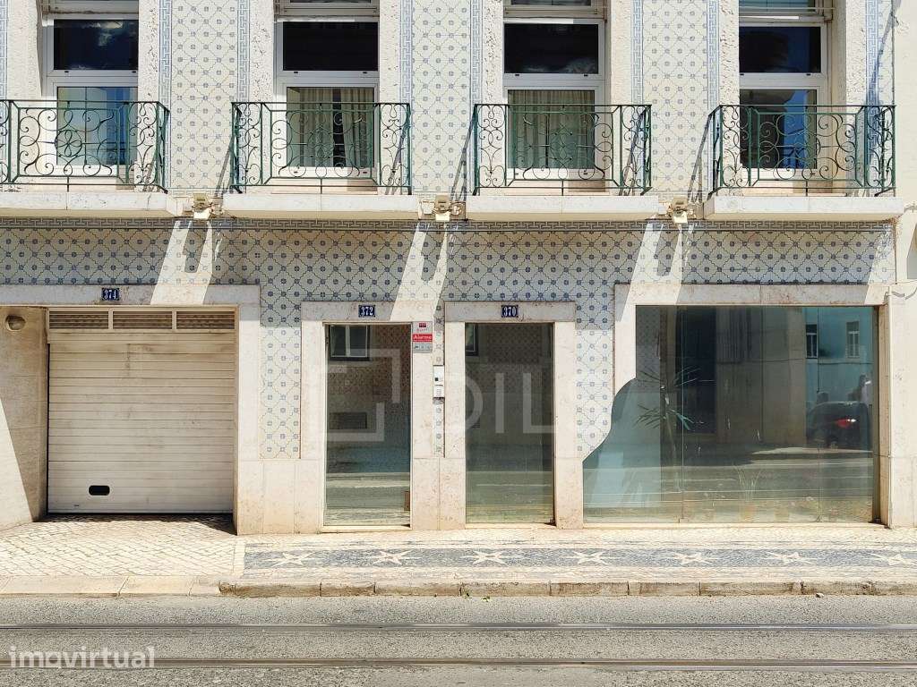 Loja para arrendar, na Rua da Junqueira, no Restelo, Belém - Grande imagem: 2/20
