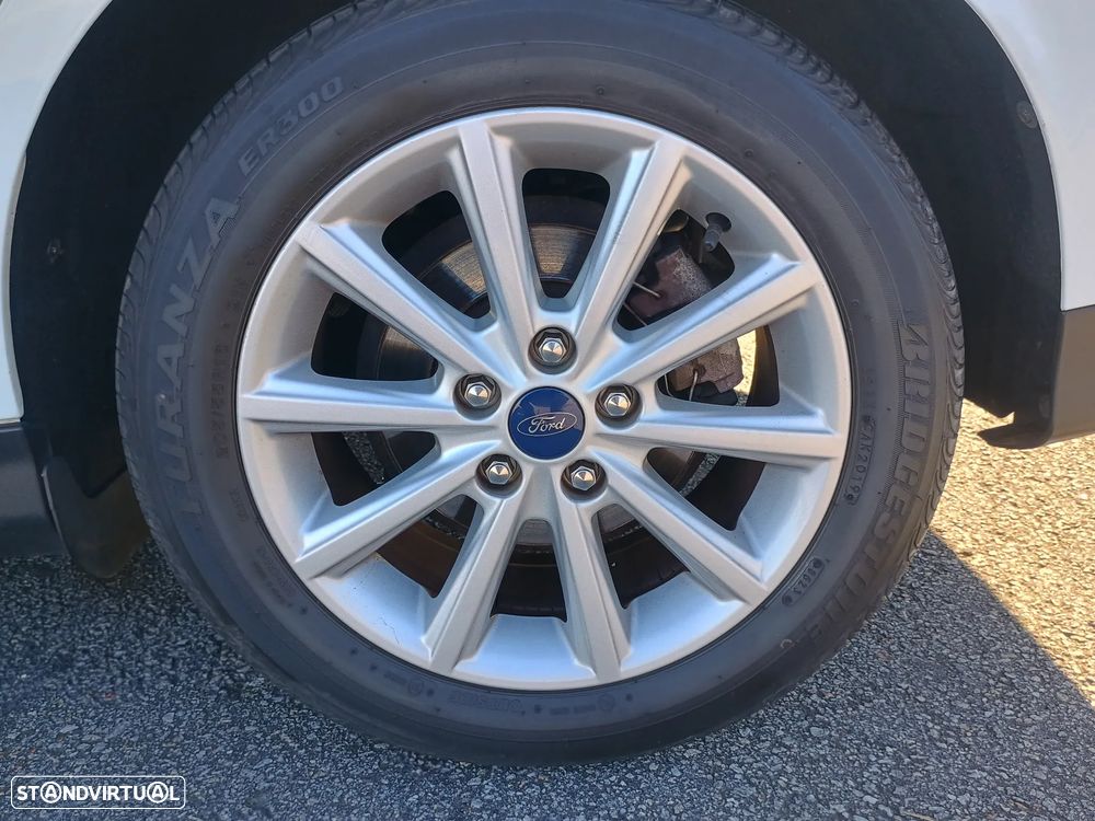 Ford Focus SW 1.0 EcoBoost S&S Titanium - 40