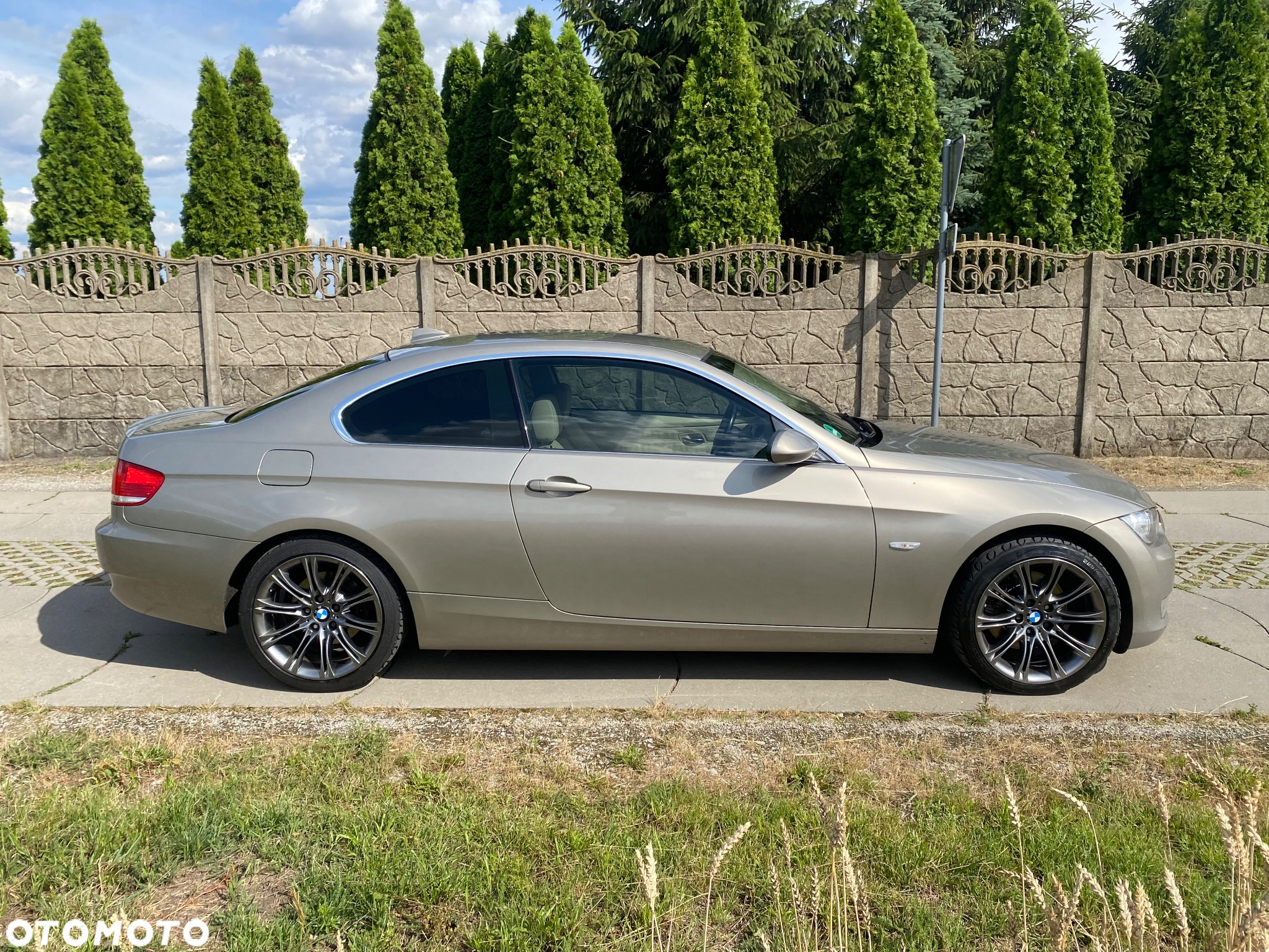 BMW Seria 3 325i xDrive Coupe - 4