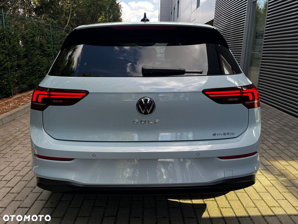 Volkswagen Golf - 9