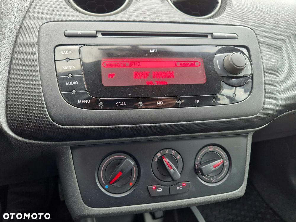 Seat Ibiza 1.4 16V Style - 23