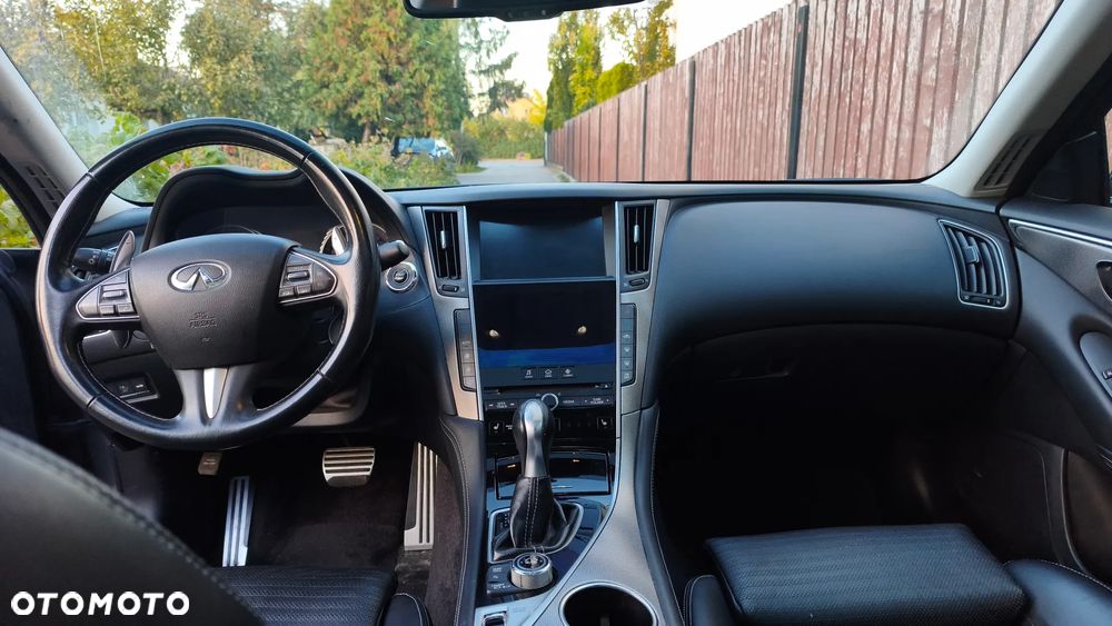 Infiniti Q50 AWD - 11