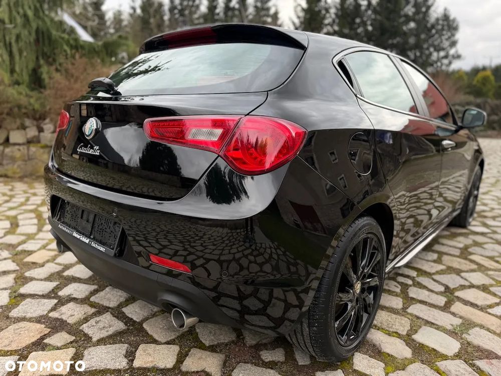 Alfa Romeo Giulietta 2.0 JTDM Distinctive - 33