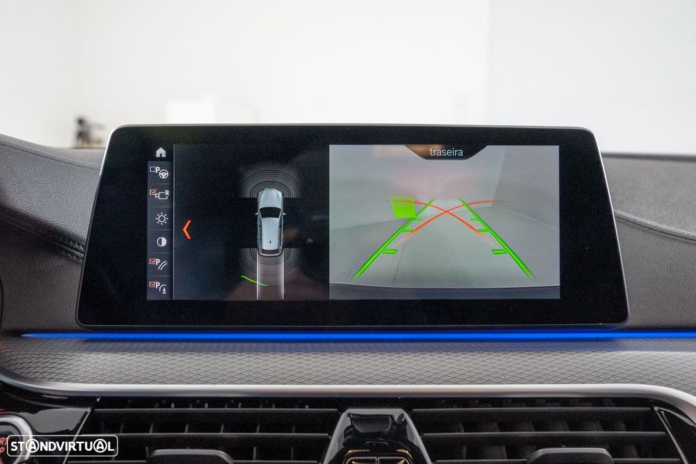 BMW 520 d Pack M Auto - 38