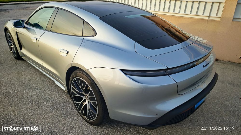 Porsche Taycan Standard - 24