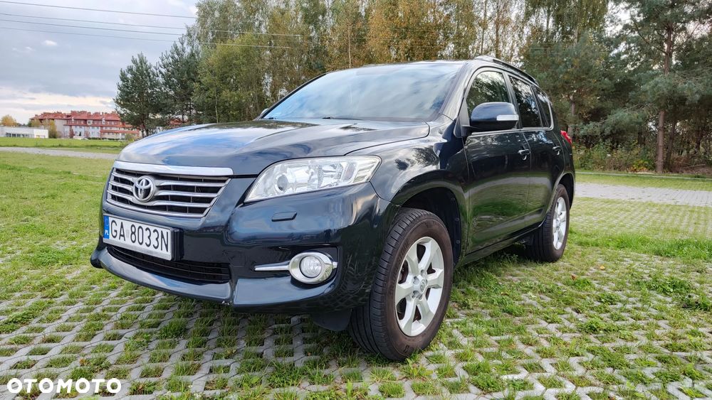 Toyota RAV4 2.0 VVT-i Premium - 1