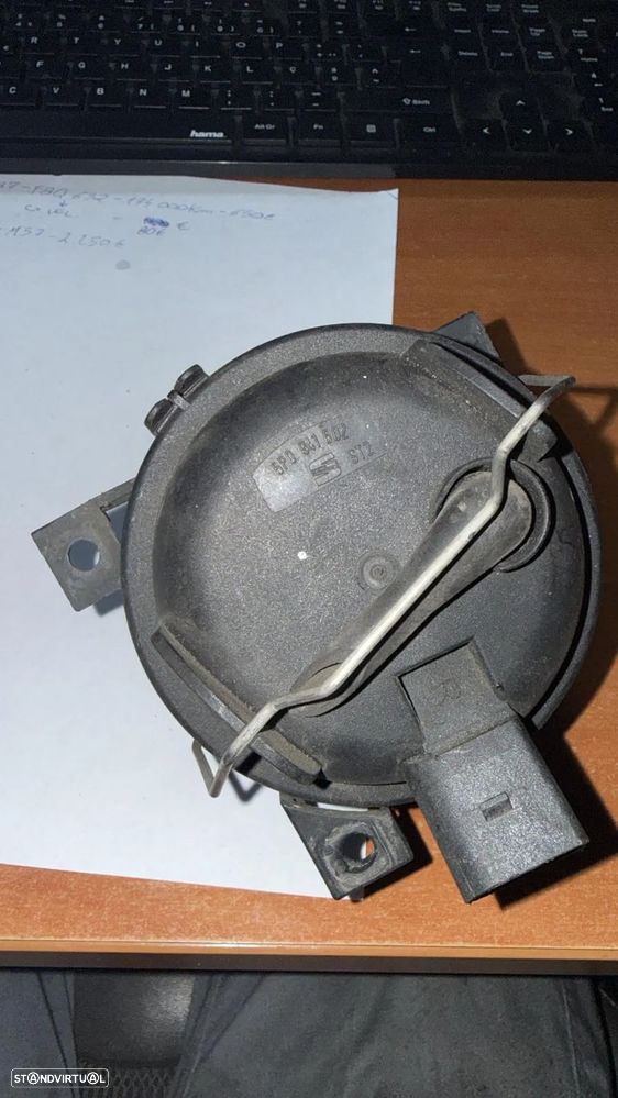 Farol seat ibiza 6l direito - 2