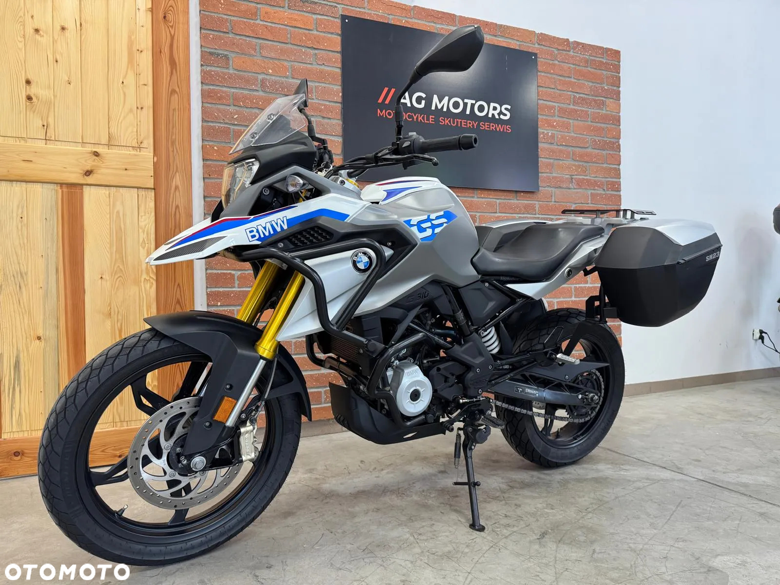 BMW G - 9