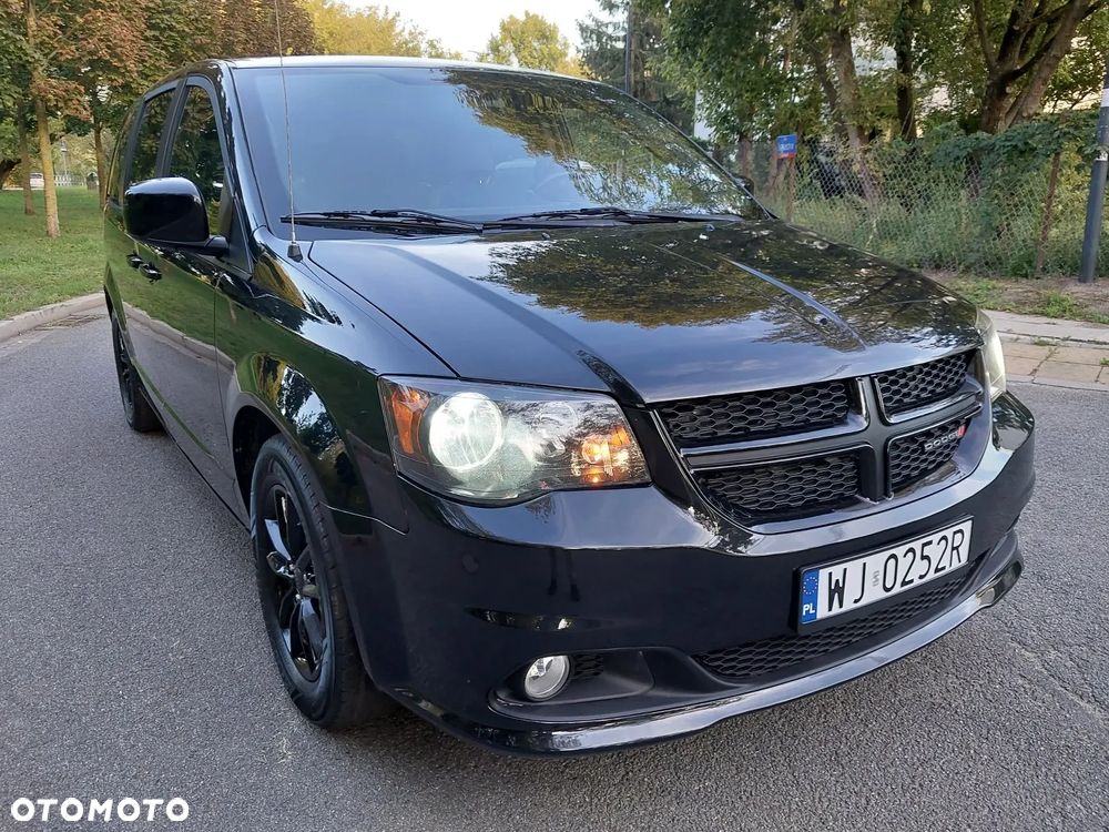 Dodge Grand Caravan - 28