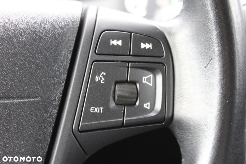 Volvo V40 D2 You - 18