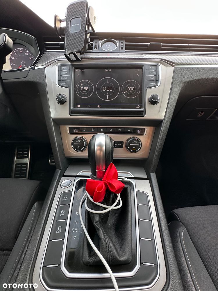 Volkswagen Passat 2.0 TDI BMT 4Mot Highline DSG - 15