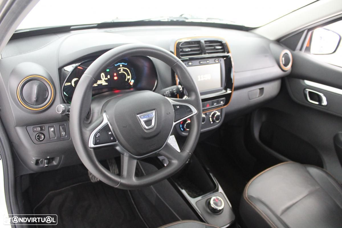 Dacia Spring Comfort - 11