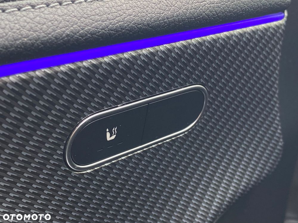 Mercedes-Benz CLA 180 Progressive 7G-DCT - 23