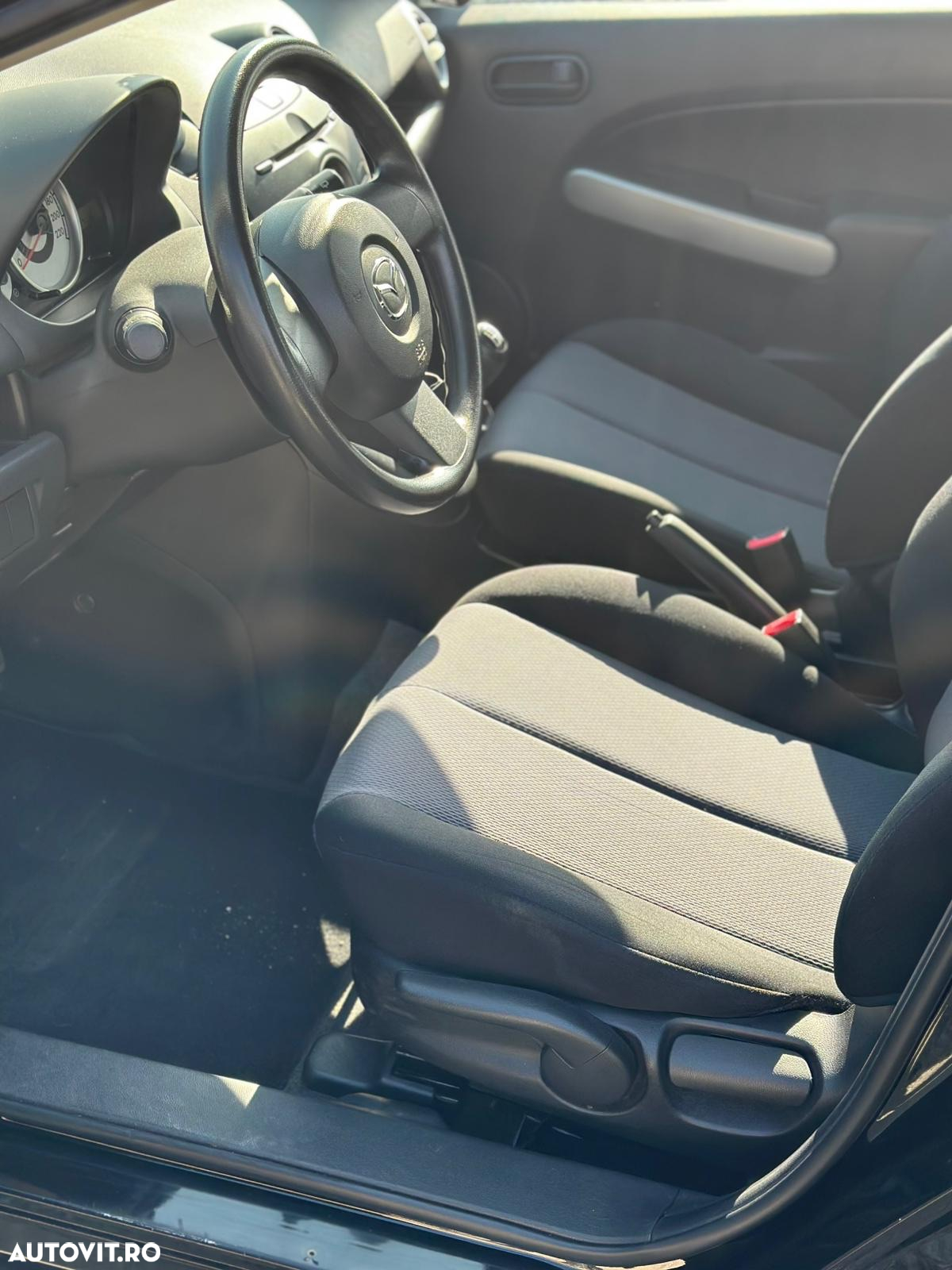 Mazda 2 1.4i GT - 7