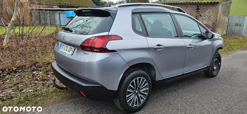 Peugeot 2008 - 5