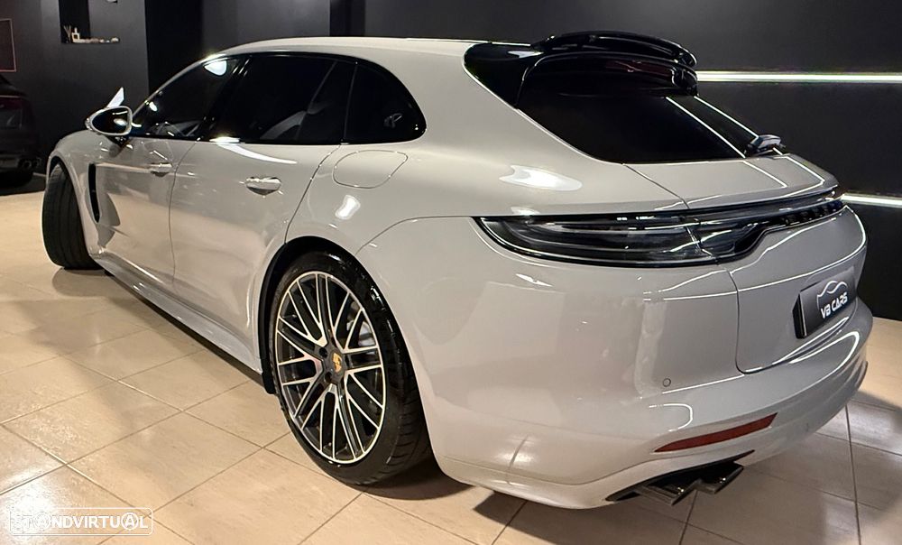 Porsche Panamera Sport Turismo 4 E-Hybrid Platinum Edition PDLS - 4