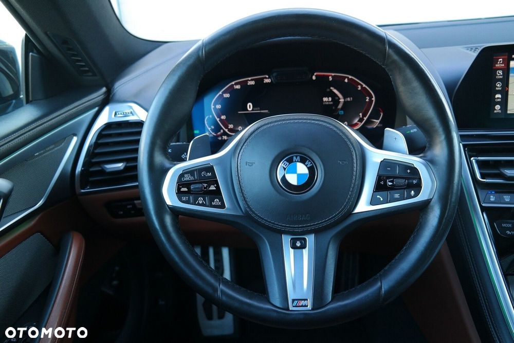 BMW Seria 8 - 18