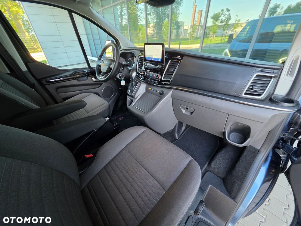 Ford Tourneo Custom 2.0 TDCi L2 Titanium SelectShift - 23