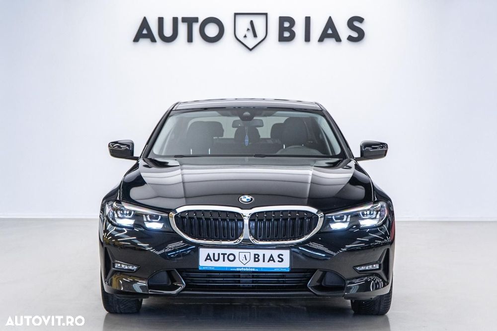 BMW Seria 3 318i Aut. Sport Line - 23